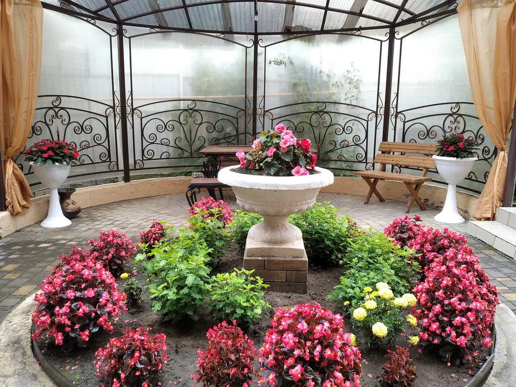 Уютный дом в центре города