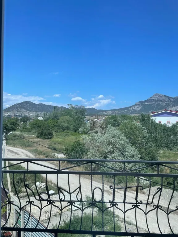 Квартира Квартира 2х комнатная вартира со всеми удобствами — Судак