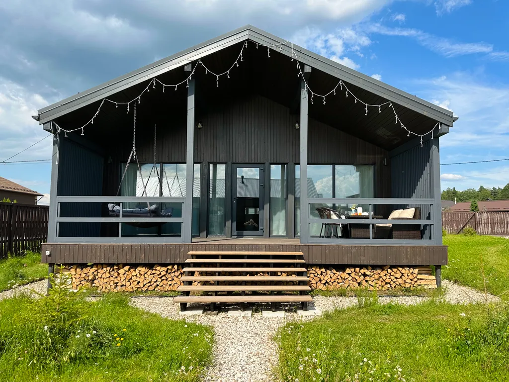 Коттедж Шишкин дом — Семеновское