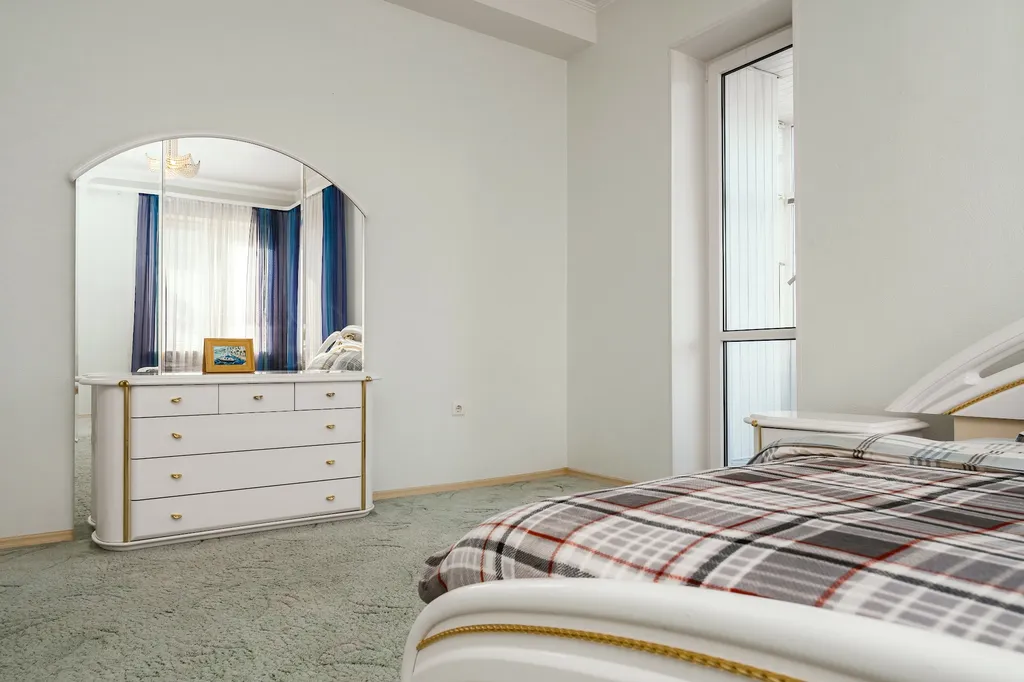 5-ти комнатная Квартира «Бельведер» в Центре Ялты,рядом с рынком