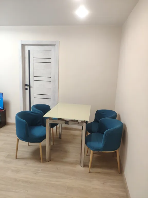 Новая квартира на Русском острове