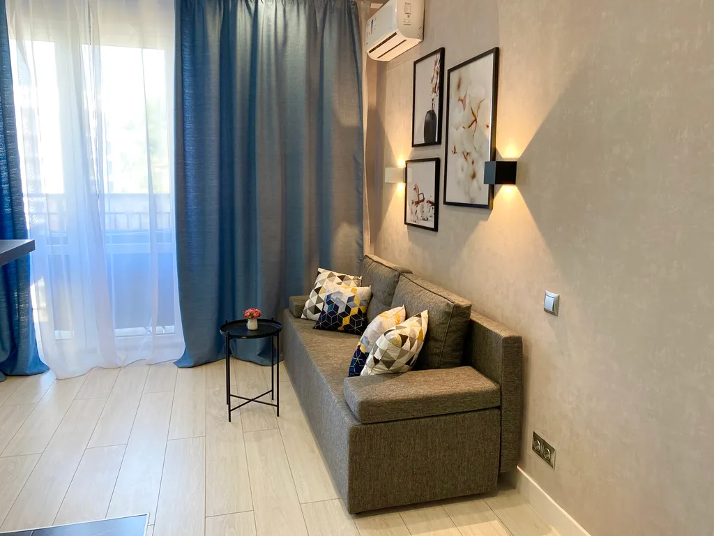 Студия с дизайнерским ремонтом рядом с морем в новом ЖК Летний