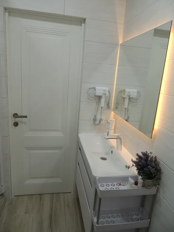 Умная квартира с алисой на цветнике