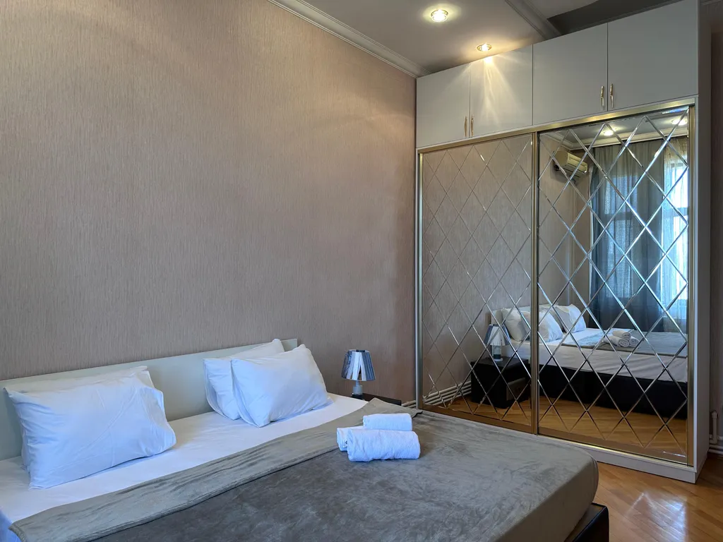 Shakespaere apartment