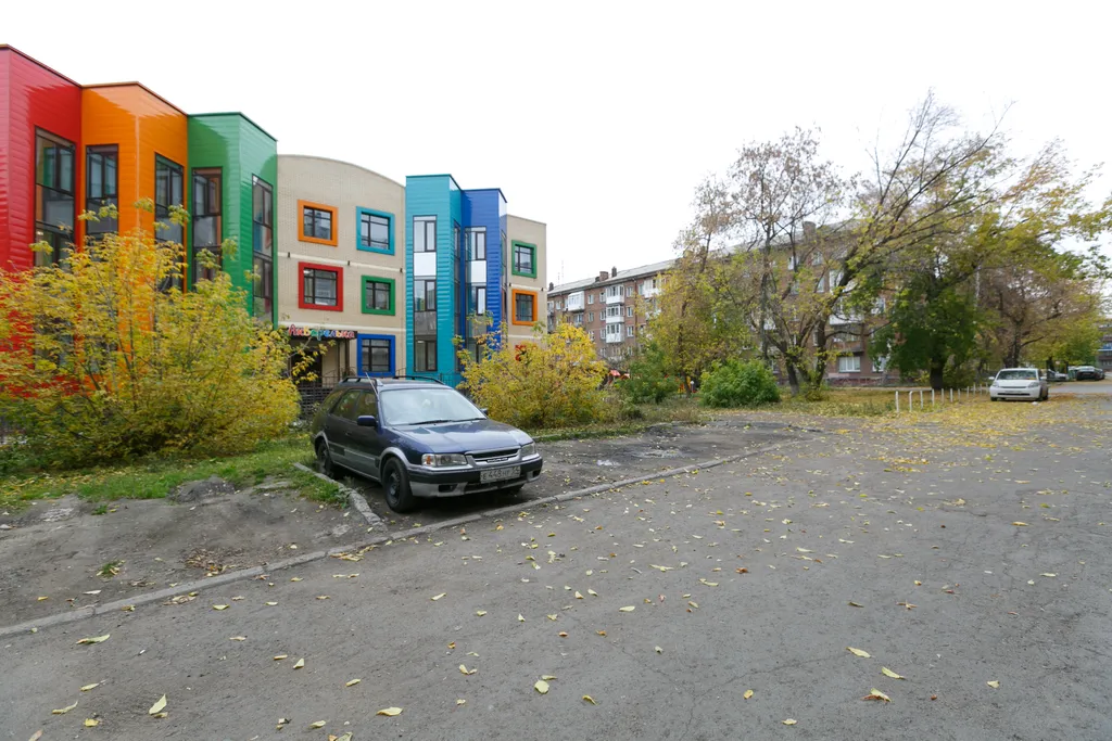 Трешка в центре рядом с ТЦ Галерея