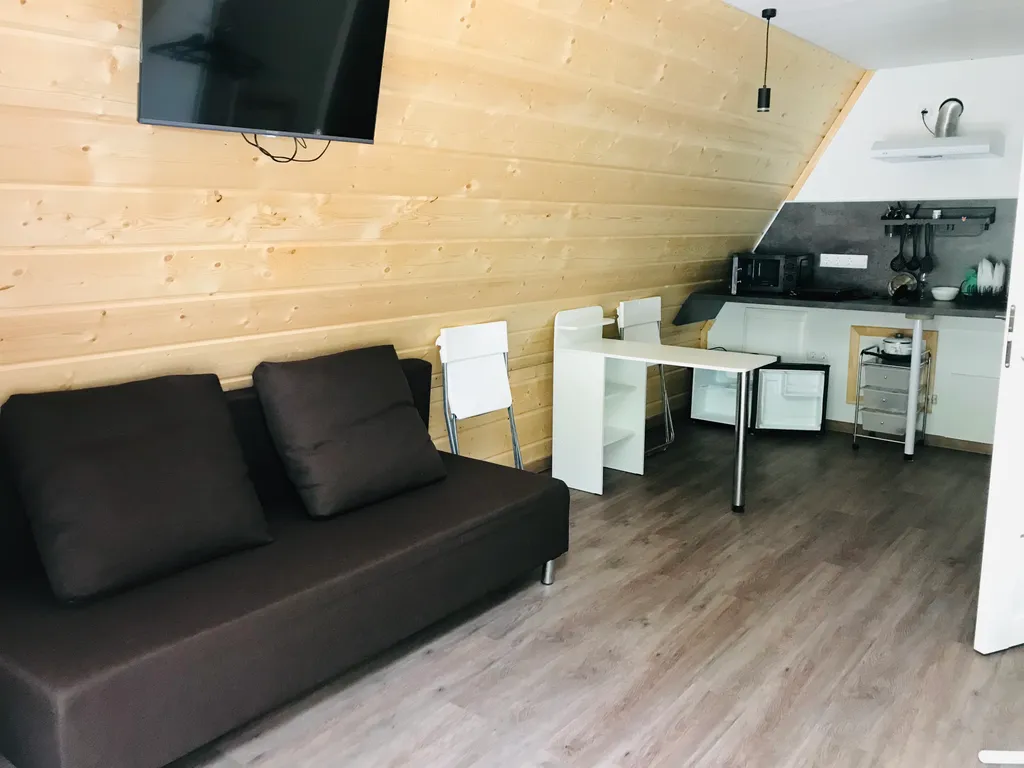 Современный четырехместный А-фрейм