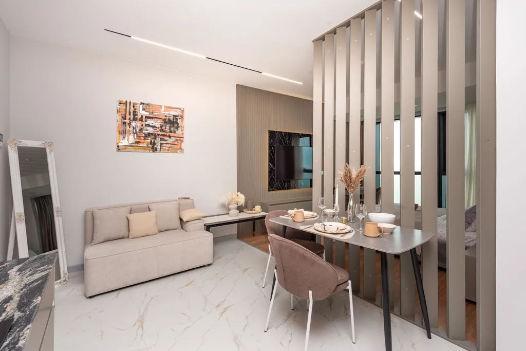 Oceanview Mood by Aesthaven