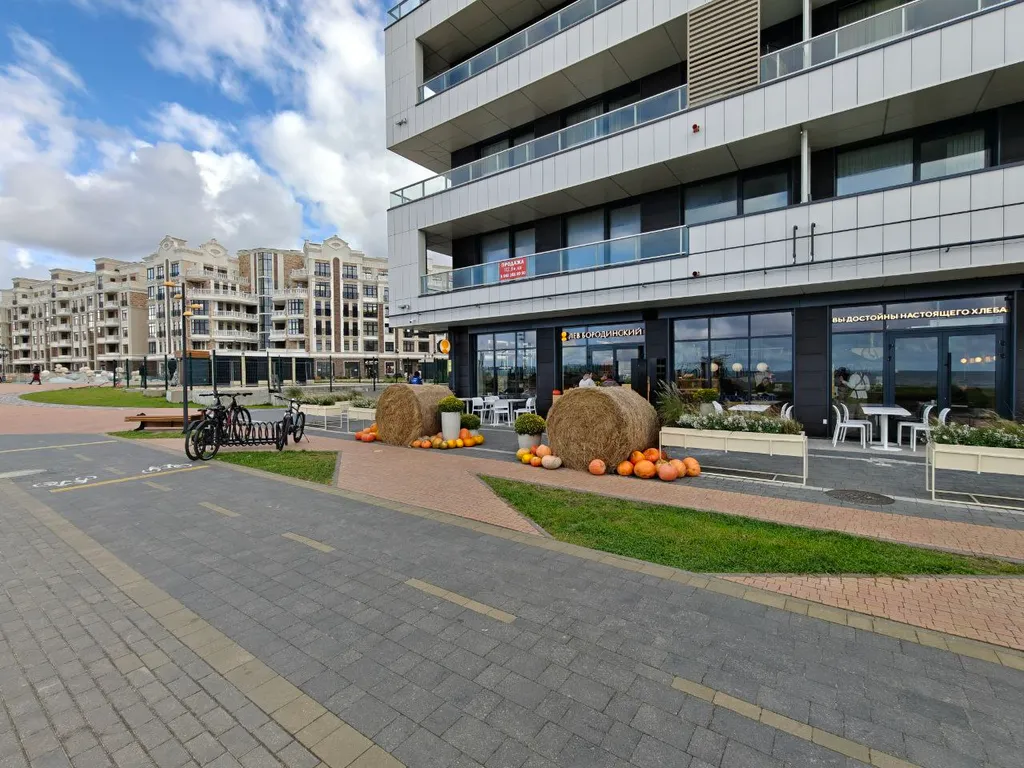 К. Малевич люксовый апартамент с выходом к Морю