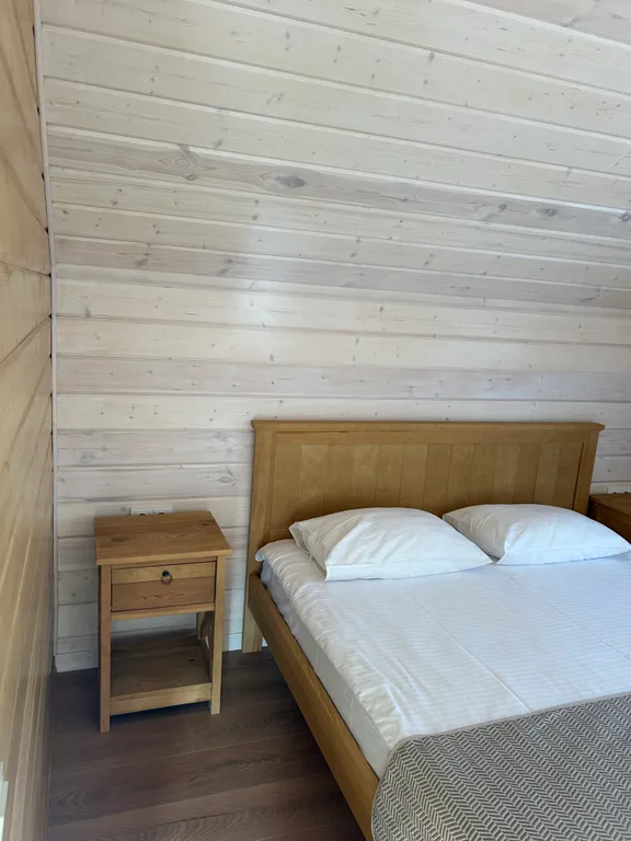 Дом в лесу с баней и видом на Волгу