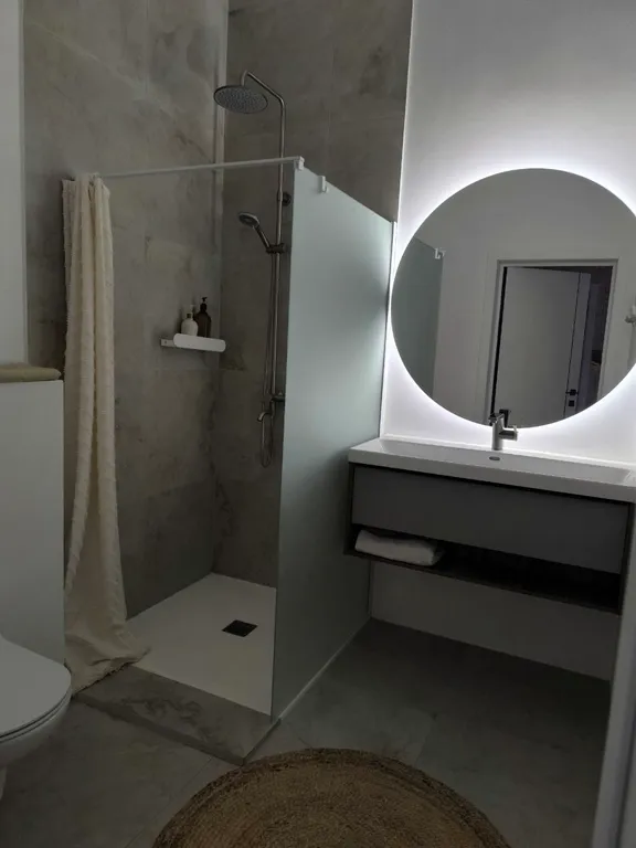 Дом в сосновом лесу