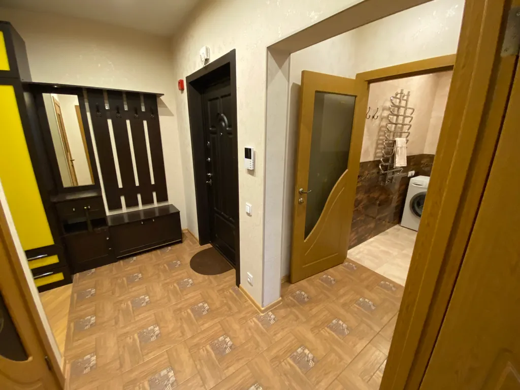 Трёхкомнатная 100 метровая квартира с YouTube в 5 минутах от метро