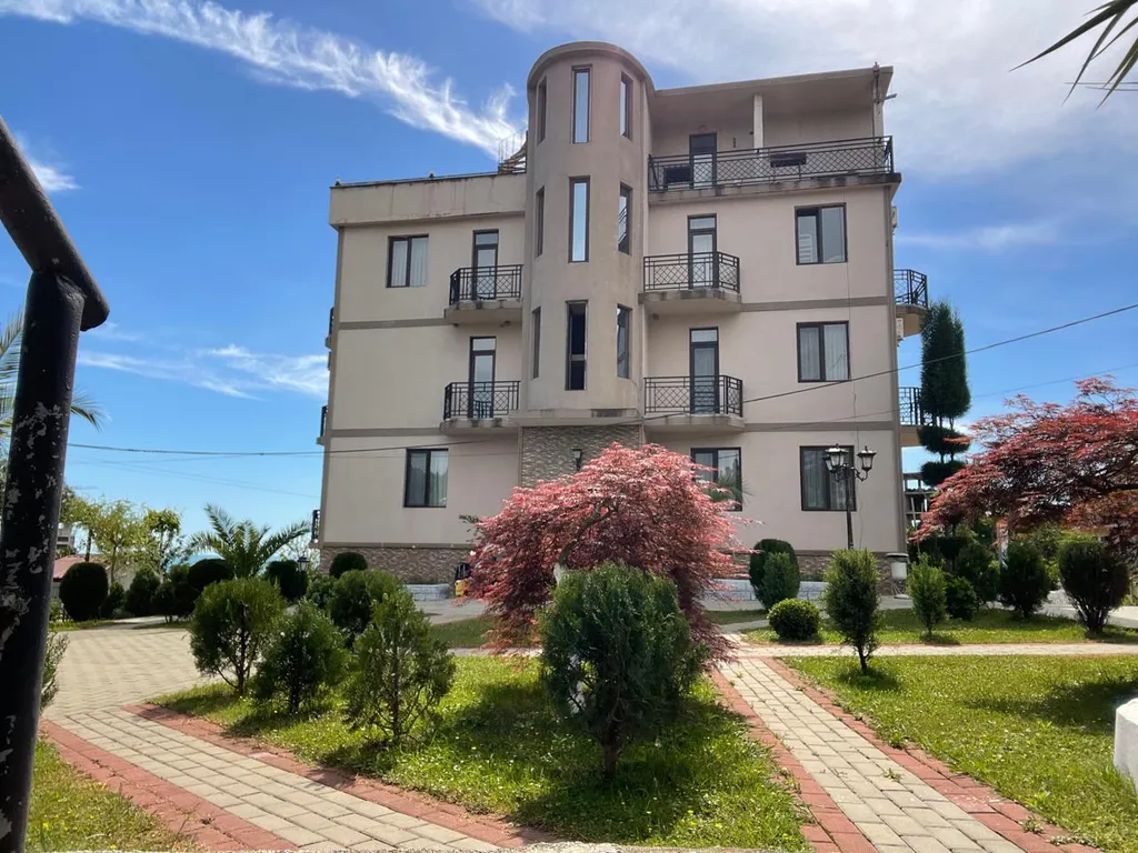 Квартиры, апартаменты на Иберия улица, 32