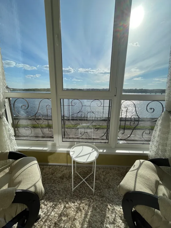 Новые апартаменты с реальным видом на Волгу