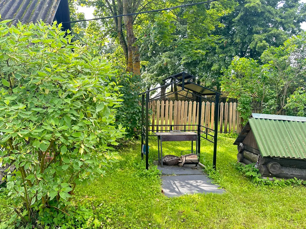 Деревенский снаружи, уютный и современный внутри