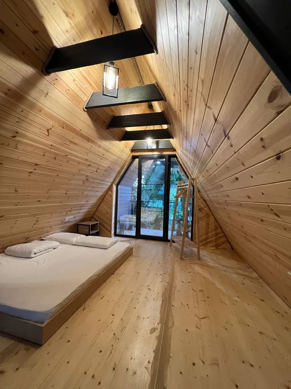 Коттедж с видом на лес и горы