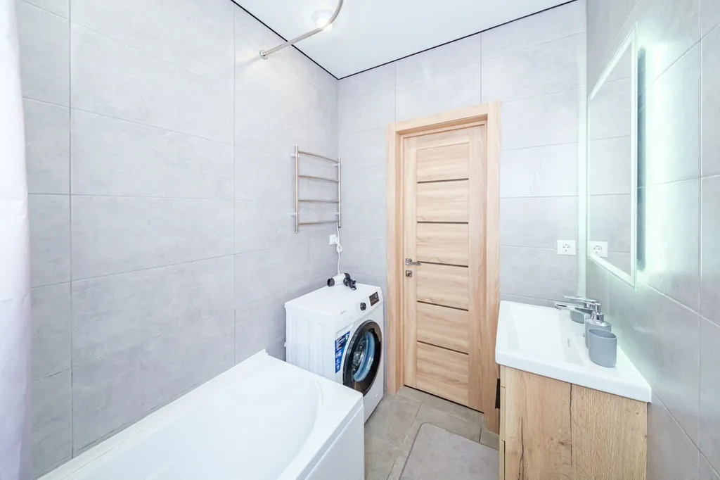 Стильная новая студия с видом на лес