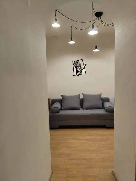 Квартира Квартира Просторная евротрешка в сталинке. 4 отдельных кровати — Колпино