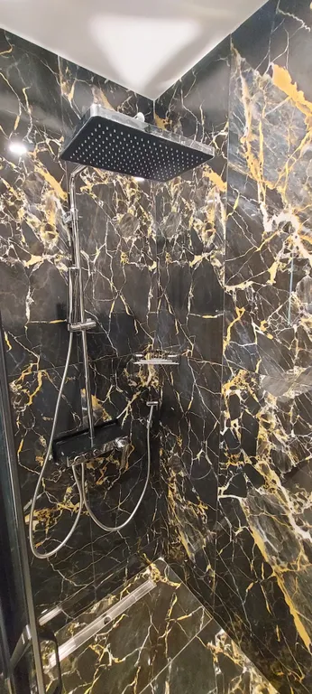 Двухуровневая квартира с собственным выходом к бассейну