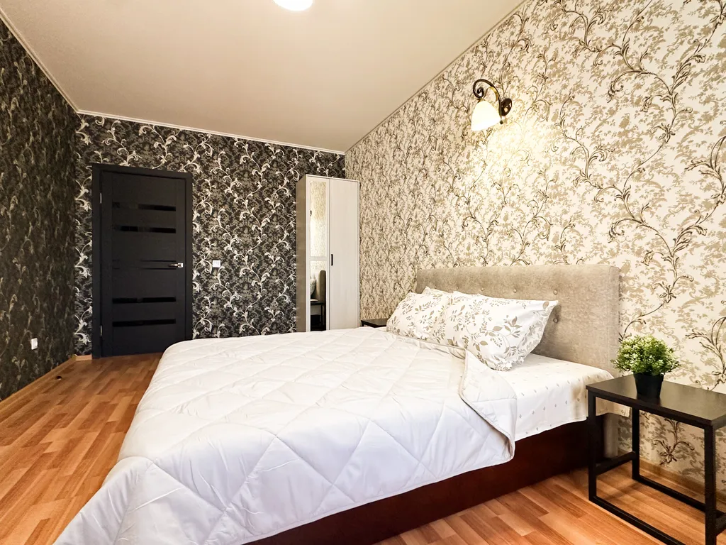 Квартира Квартира Северное сияние Уралмаш — Екатеринбург