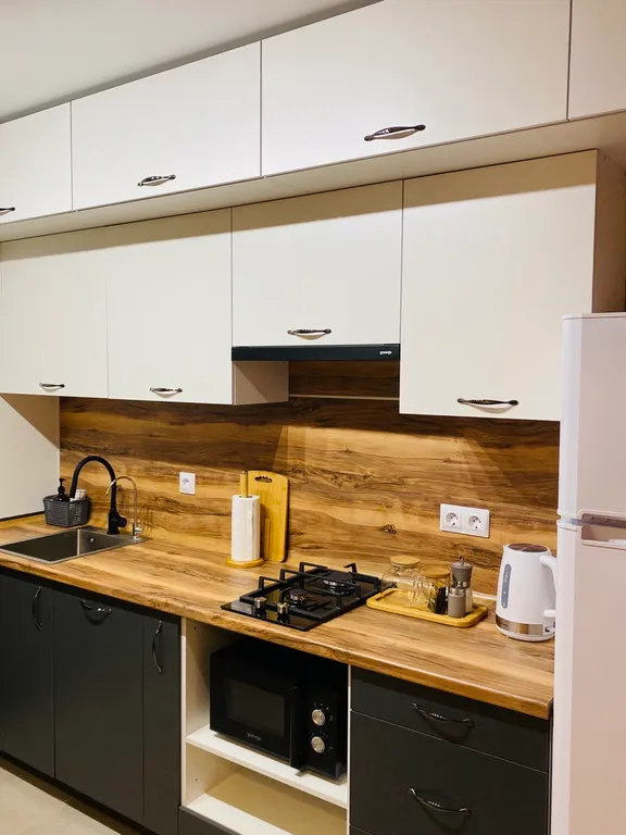 Уютная однушка повышенной комфортности на Медгородке