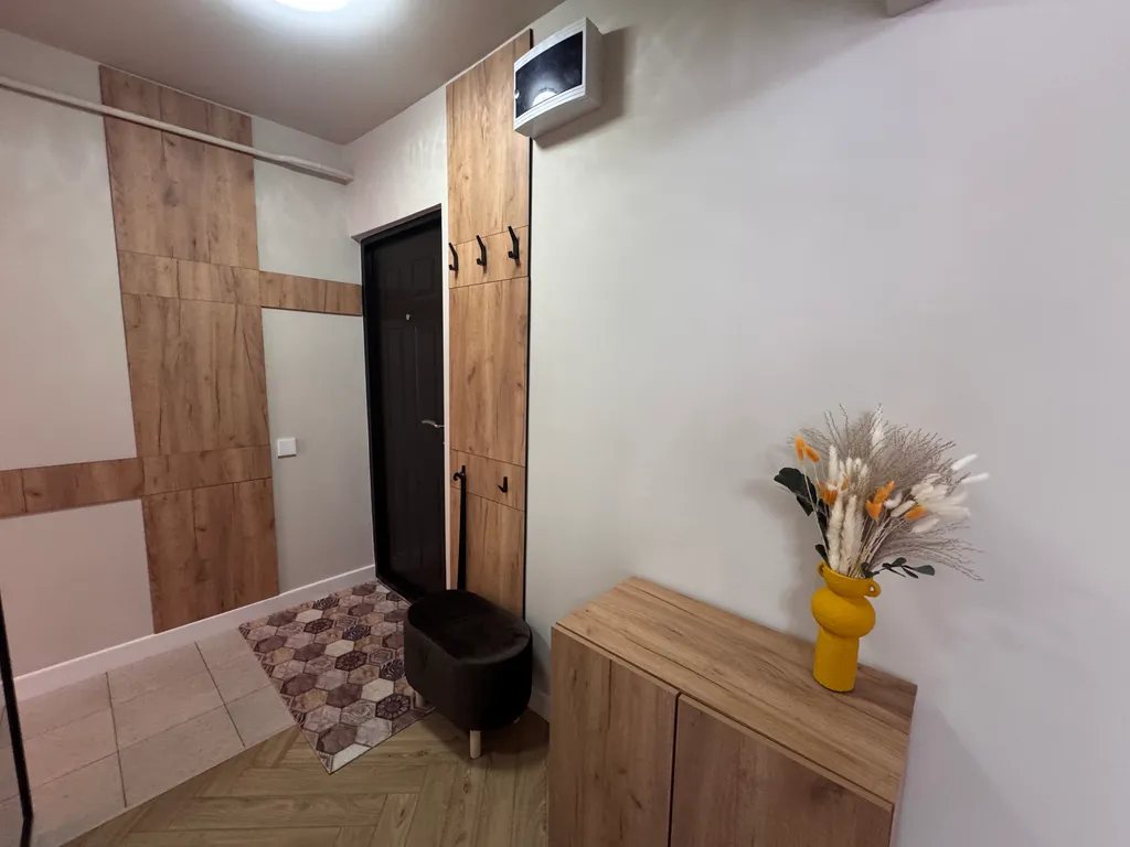 Современная квартира для отдыха и работы в спокойном районе