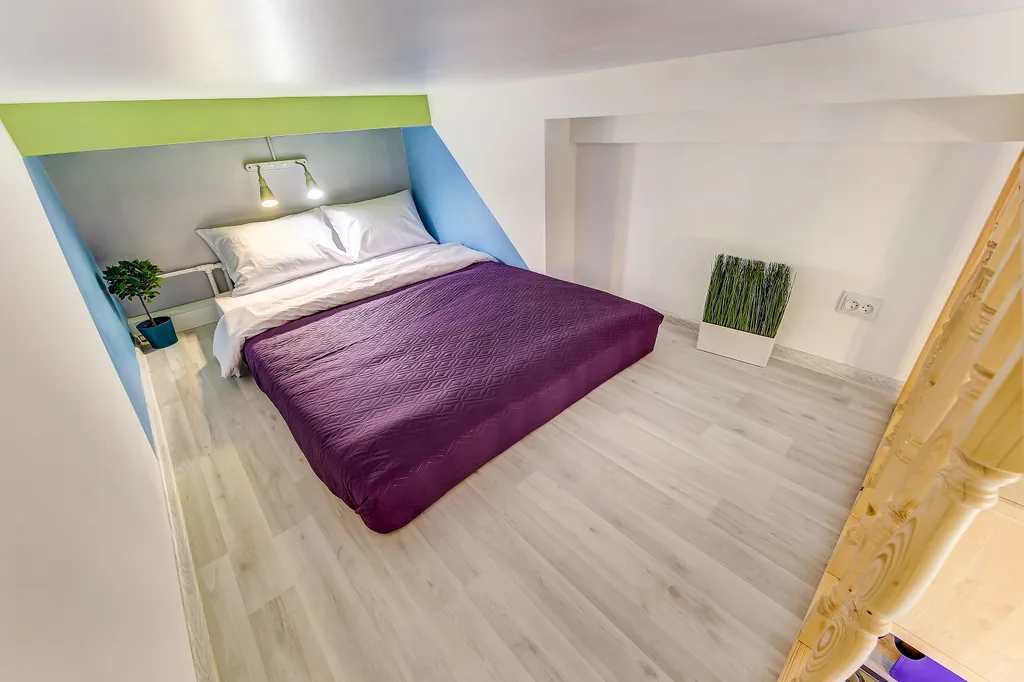 Двухуровневая студия у метро Лиговский проспект