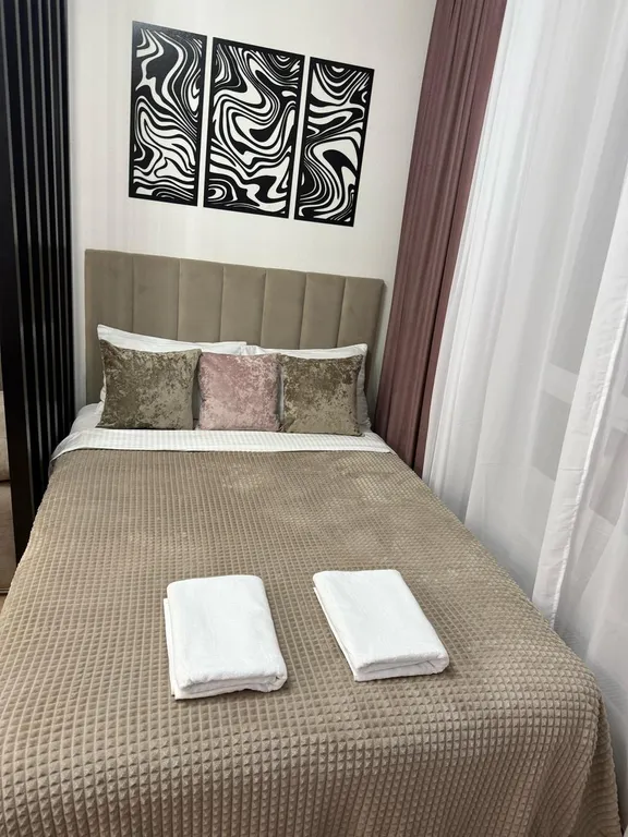 Студия с дизайнерским ремонтом