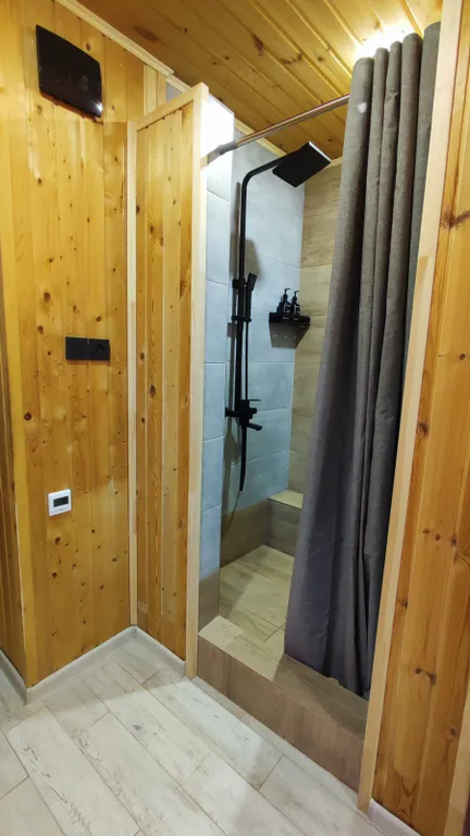 Коттедж с видом на горы и горную речку