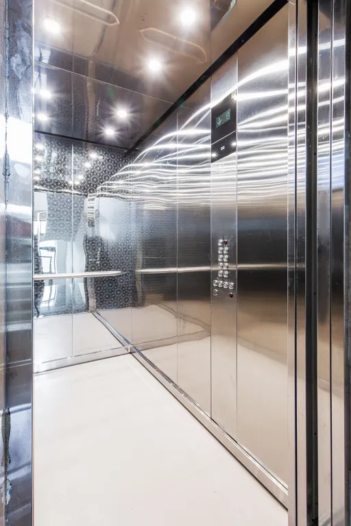 Современная квартира в Сenter-1