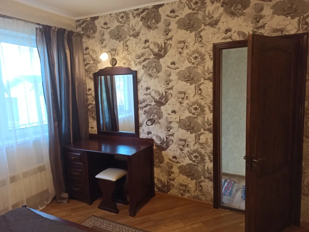 Коттедж Коттедж со своими водоемами и рыбалкой — Шаховская