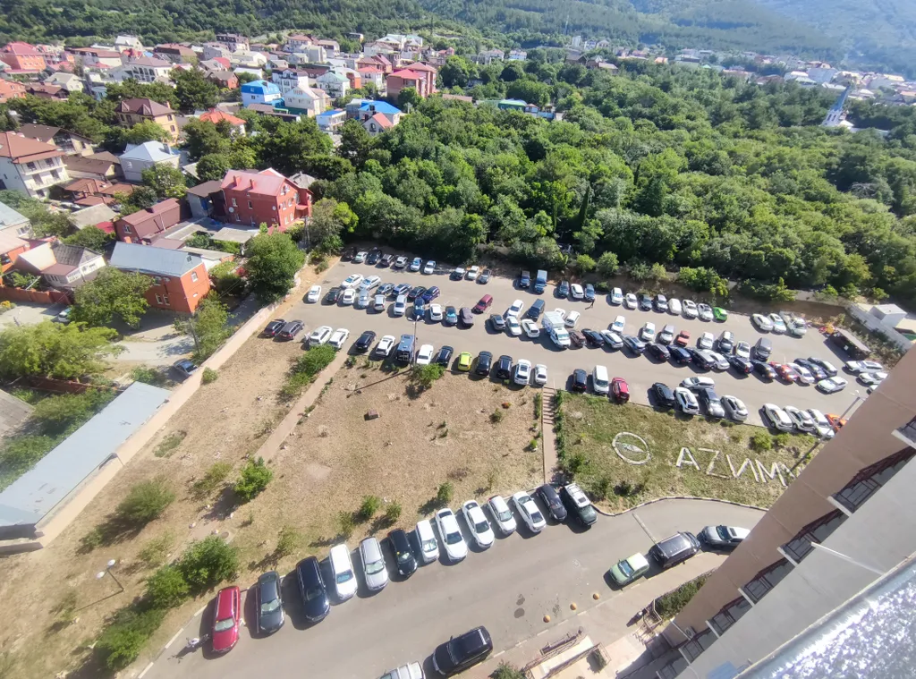 Уютная Студия в центре Геленджика с балконом и видом на горы