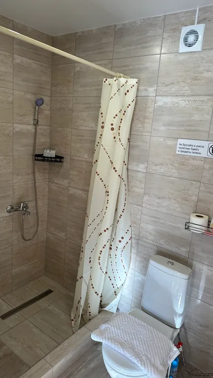 Студия с балконом и красивым видом