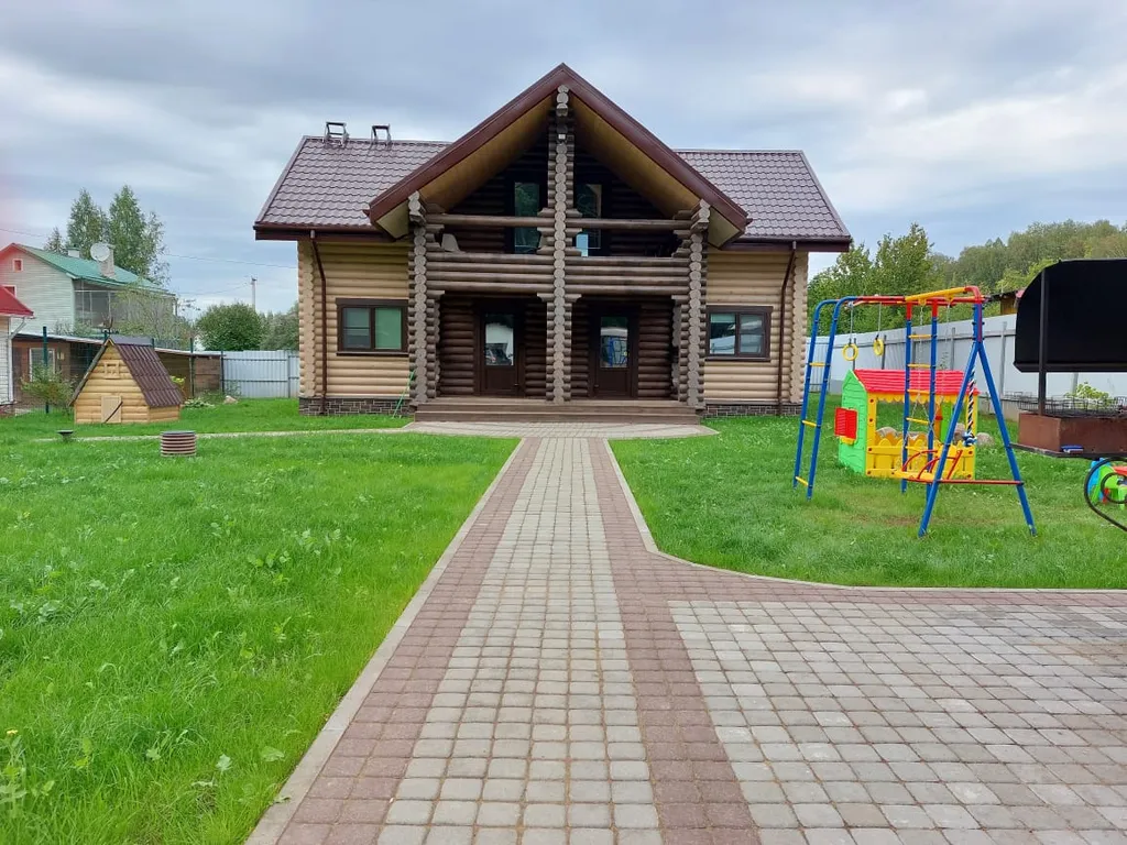 Коттедж Хаски дом — Разметелево