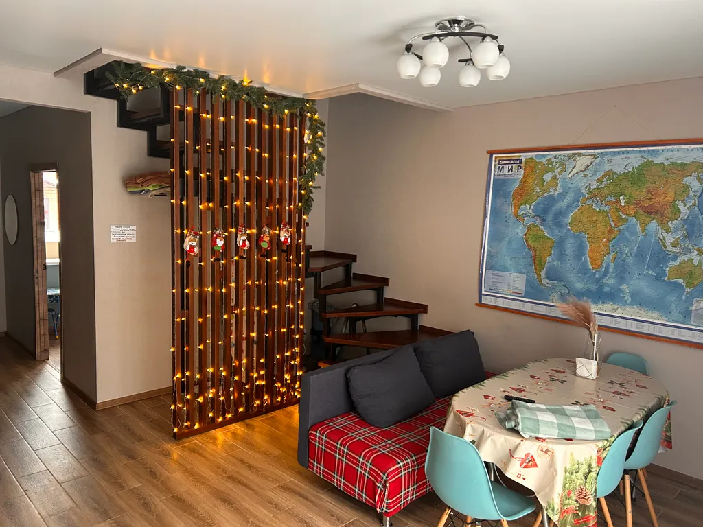 Коттедж Уютный таунхаус на горе — аренда посуточно в Кусимовского Рудника