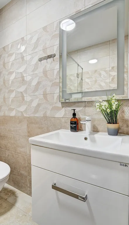 Студия МореСолнцеАпарт в ЖК Касабланка с балконом и видом на море