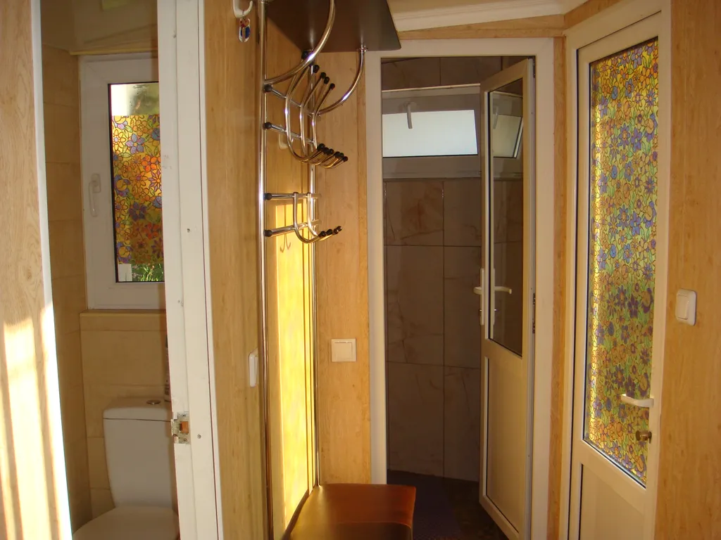 Студия в домике с беседкой