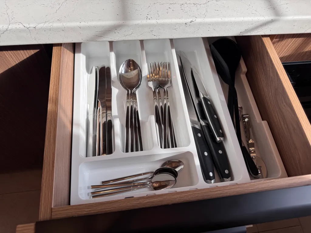 Современная квартира для отдыха и работы в спокойном районе