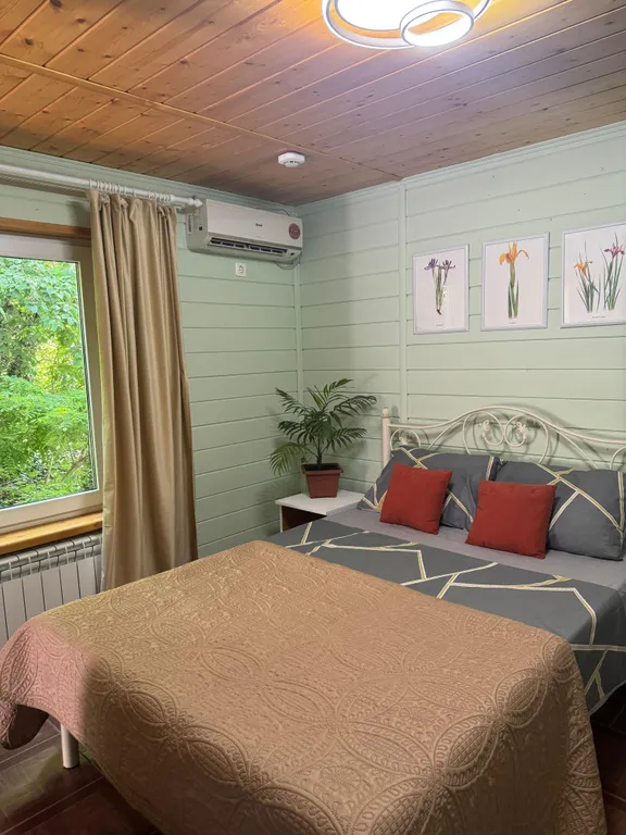 Коттедж Дом у озера — аренда посуточно в Туапсе