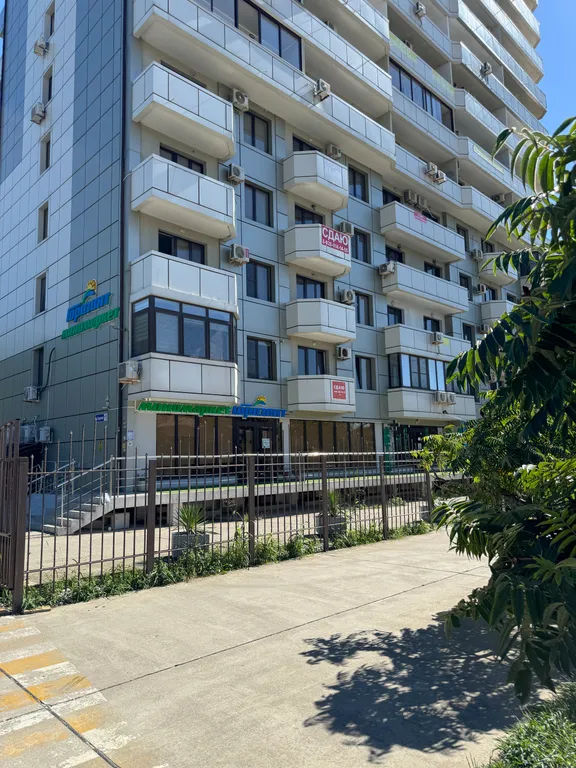 Квартира с балконом и видом на море