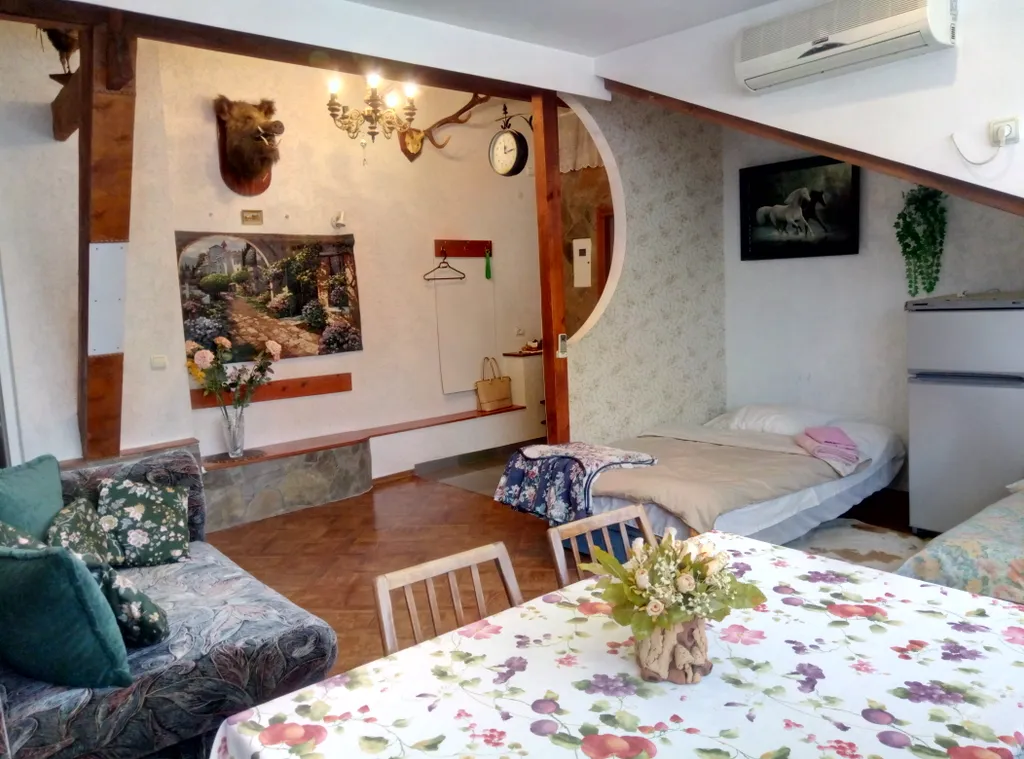 Квартира Квартира Охотничий домик в центре — Севастополь