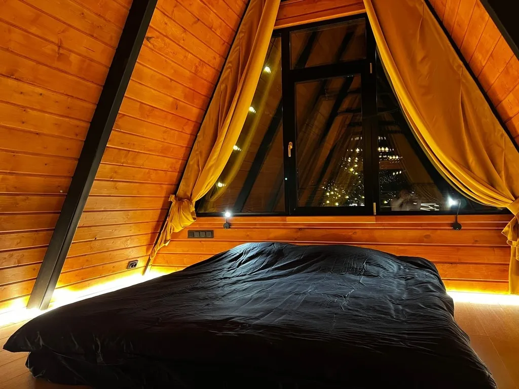 Треугольный дом А-фрейм рица