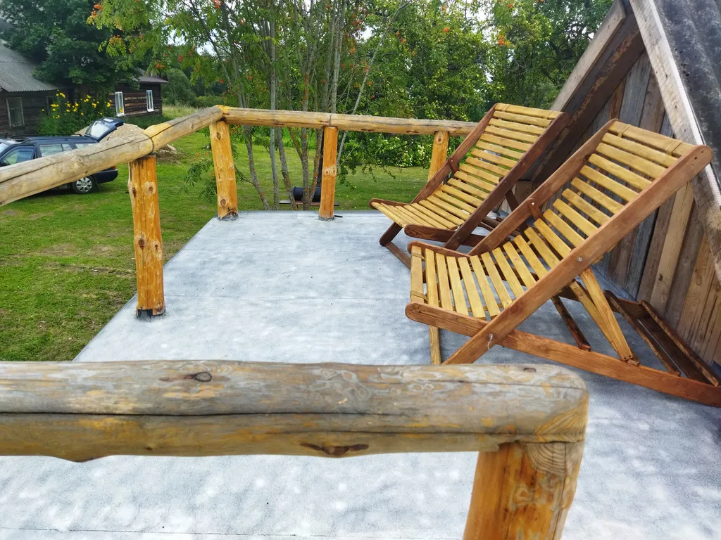 Хуторок у озера