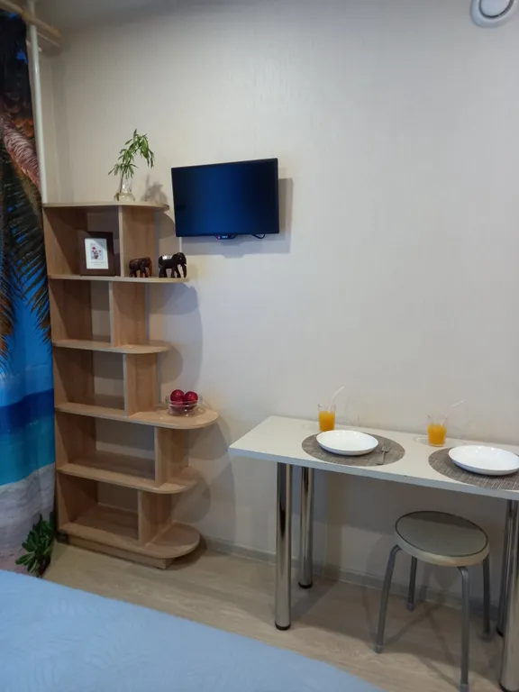 Свежая, чистая, небольшая студия для двоих