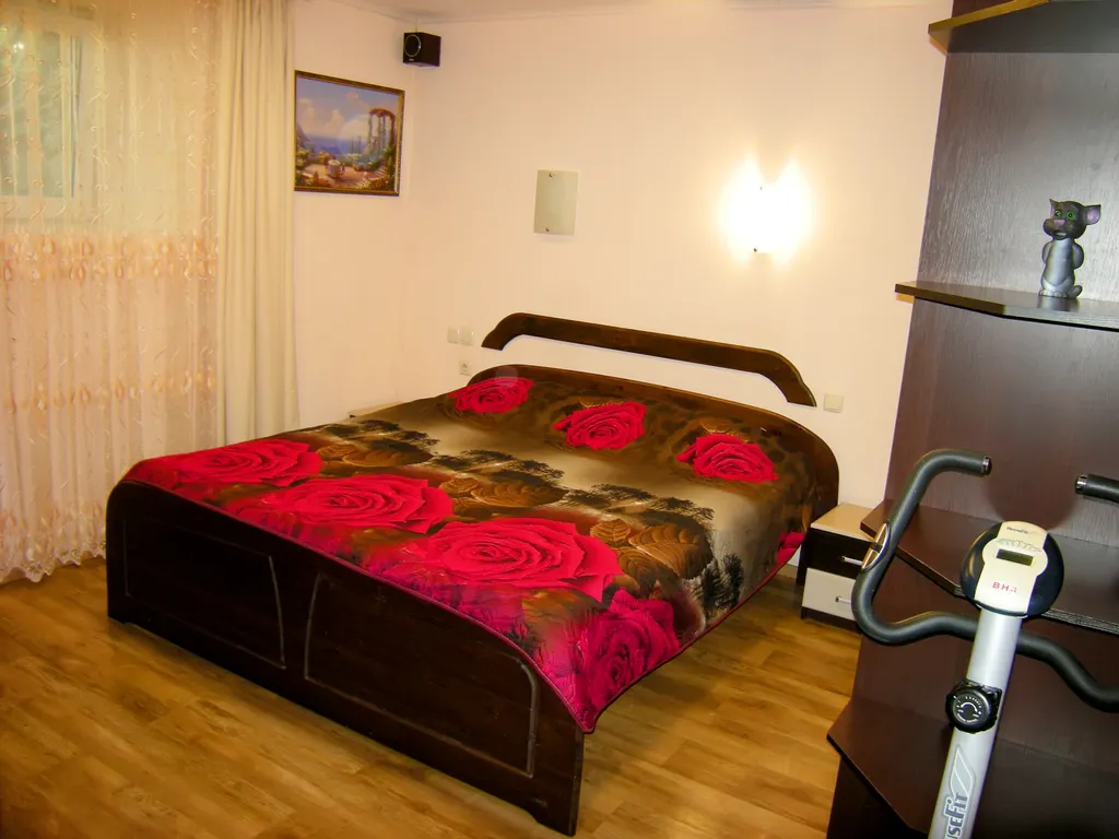 Дом с персональным двором, садом и зоной отдыха