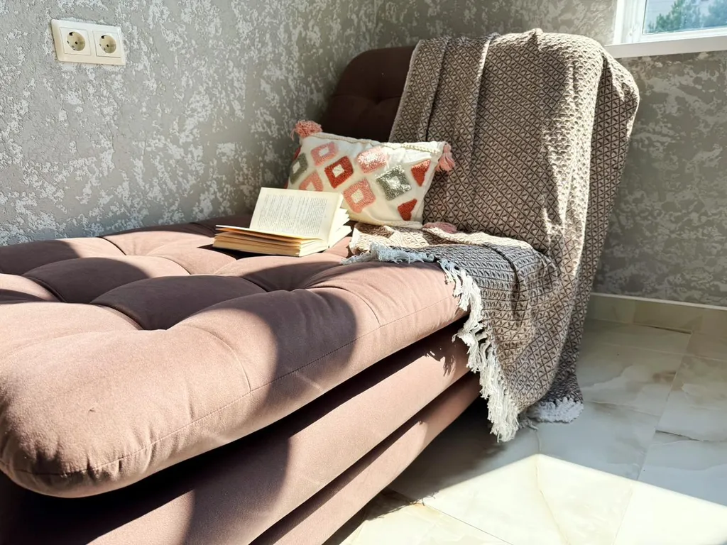 Апартаменты двухуровневые для троих, 3 минуты до пляжа