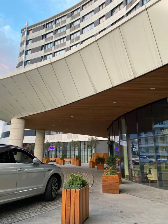 Апартамент в элитном ЖК с прямым панорамным видом на море и бассейном