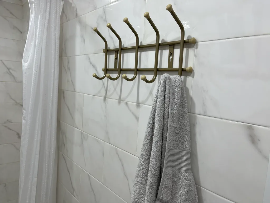 Коттедж Коттедж «Басиат» с видом на горы — Сухум