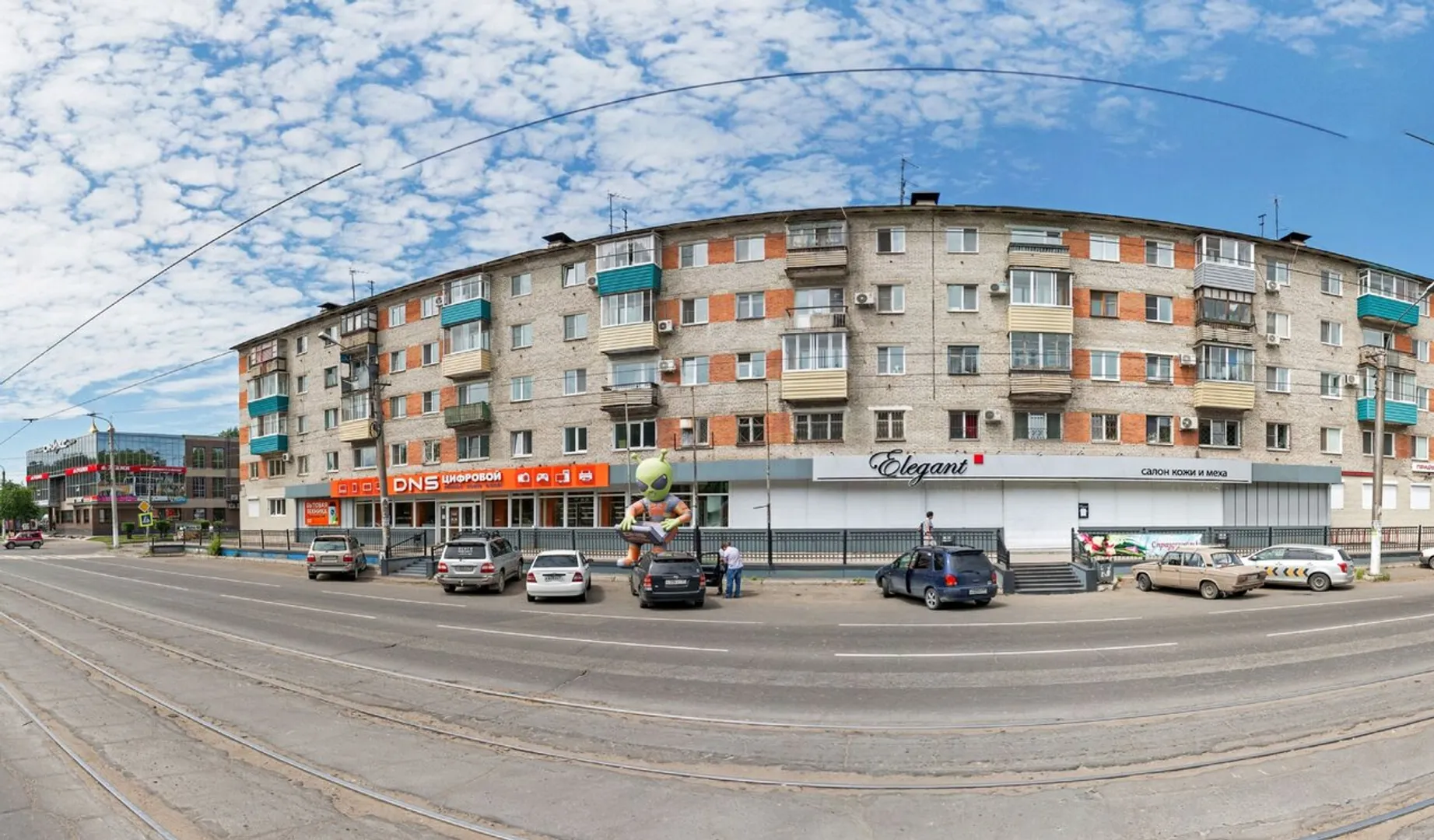 Вид на дом с проспекта Ленина