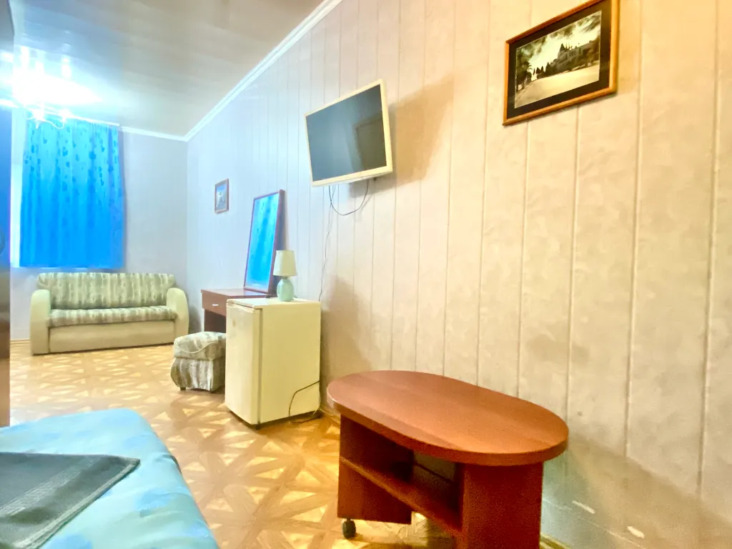 Квартира Квартира Семейный номер улучшенный — Гагра