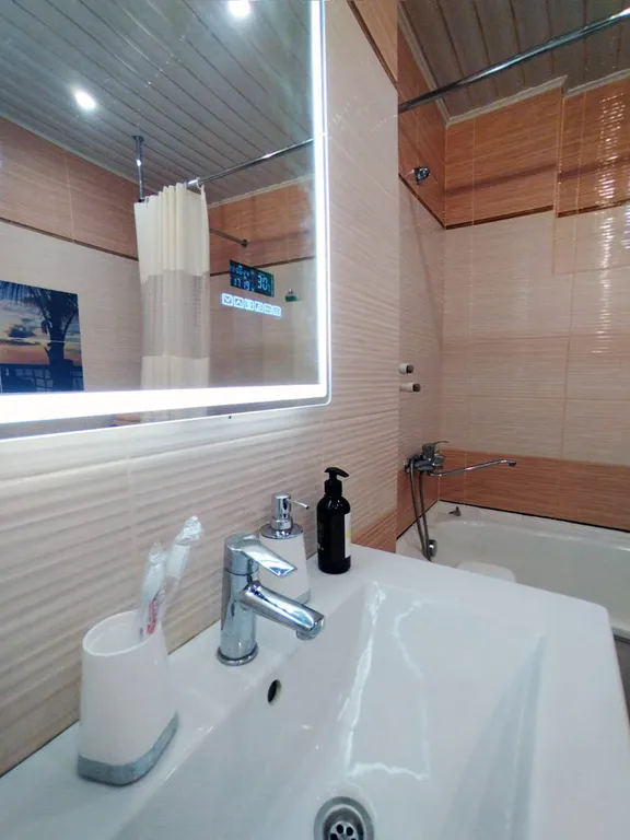 Квартира 2-комннатная квартира около о. Отдыха — Красноярск